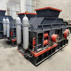 2PG1208單臺大型對輥制砂機設備發貨