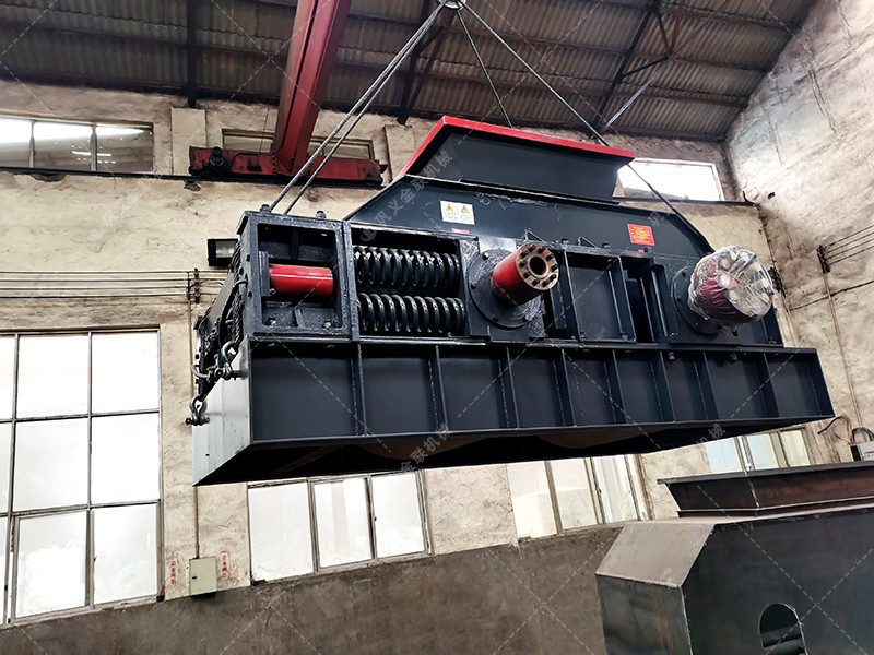 1200x800大型直連式對輥制砂機發(fā)貨圖片