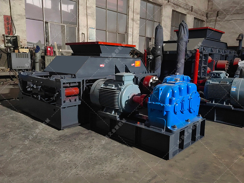 2pgc600*900雙齒輥破碎機發往安徽淮南破碎煤矸石