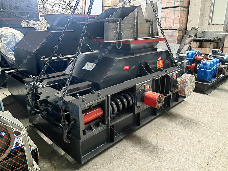 2pg800x600對輥破碎機發往廣東破碎石英石 2pg800x600對輥破碎機發往廣東破碎石英石