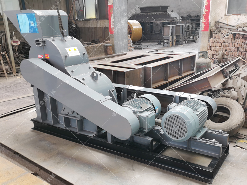 46雙級粉碎機發往浙江破碎建筑垃圾