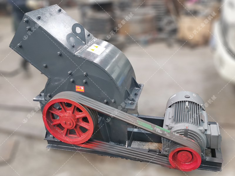 錘式破碎機發往河南破碎化工產品