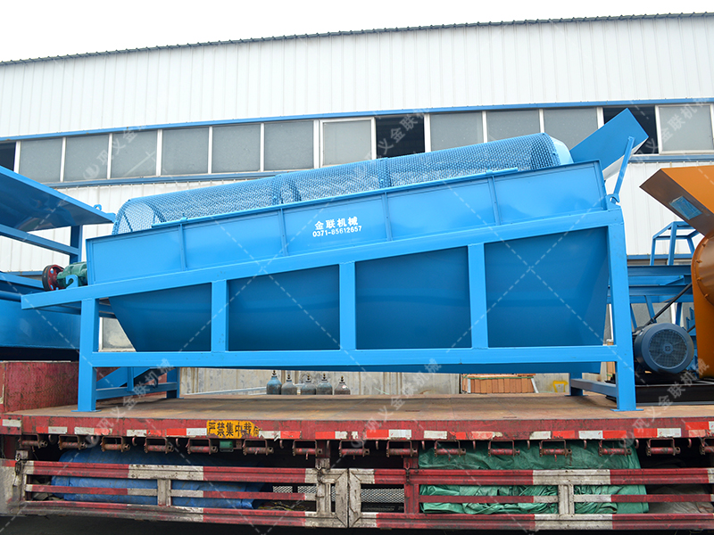 小型粉碎機(jī)生產(chǎn)線發(fā)往甘肅_破碎紅土 小型粉碎機(jī)生產(chǎn)線發(fā)往甘肅_破碎紅土