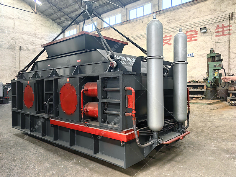 2PG1508液壓直連式對輥破碎制砂機發貨圖片