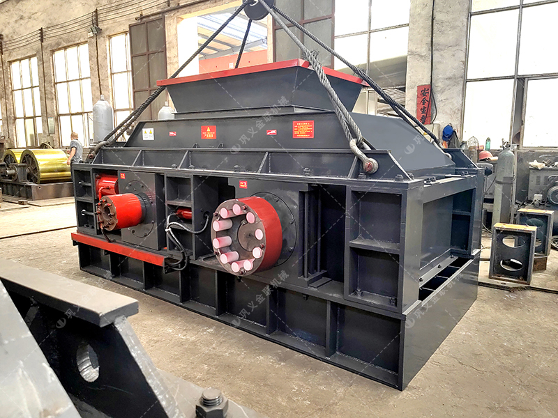 2PG1510型液壓對輥破碎機發貨