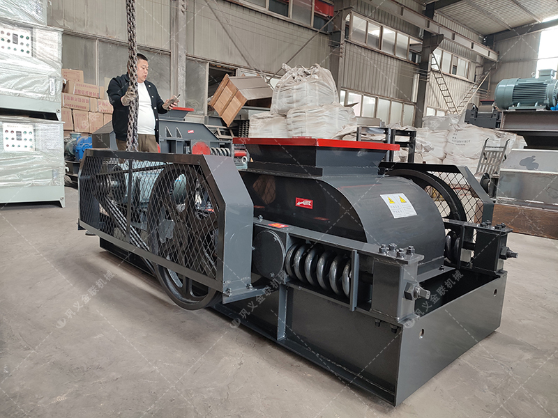 處理舊磚塊適合用雙齒輥破碎機(jī)嗎?哪個(gè)廠家值得選購 處理舊磚塊適合用雙齒輥破碎機(jī)嗎?哪個(gè)廠家值得選購