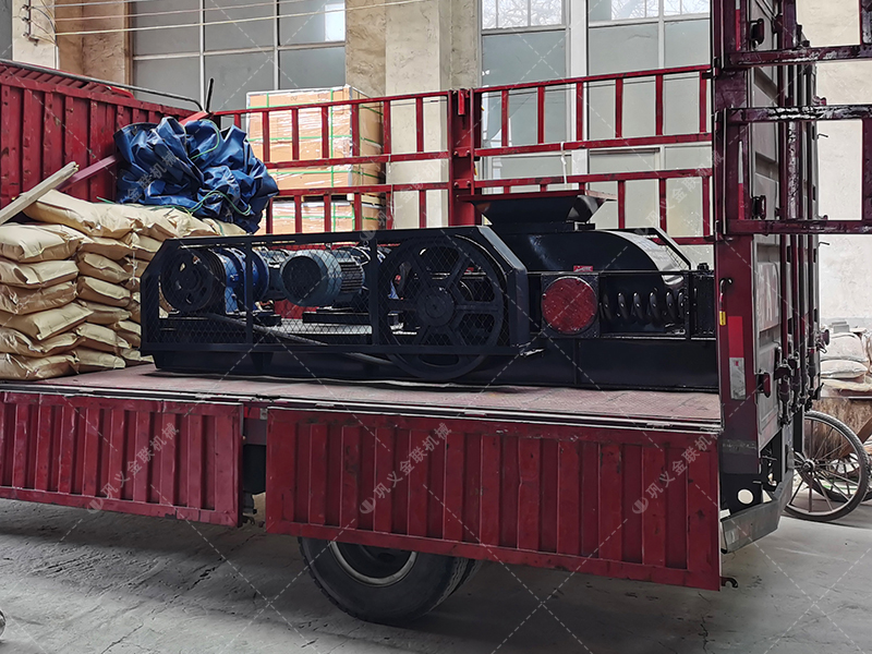 處理舊磚塊適合用雙齒輥破碎機(jī)嗎?哪個(gè)廠家值得選購 處理舊磚塊適合用雙齒輥破碎機(jī)嗎?哪個(gè)廠家值得選購