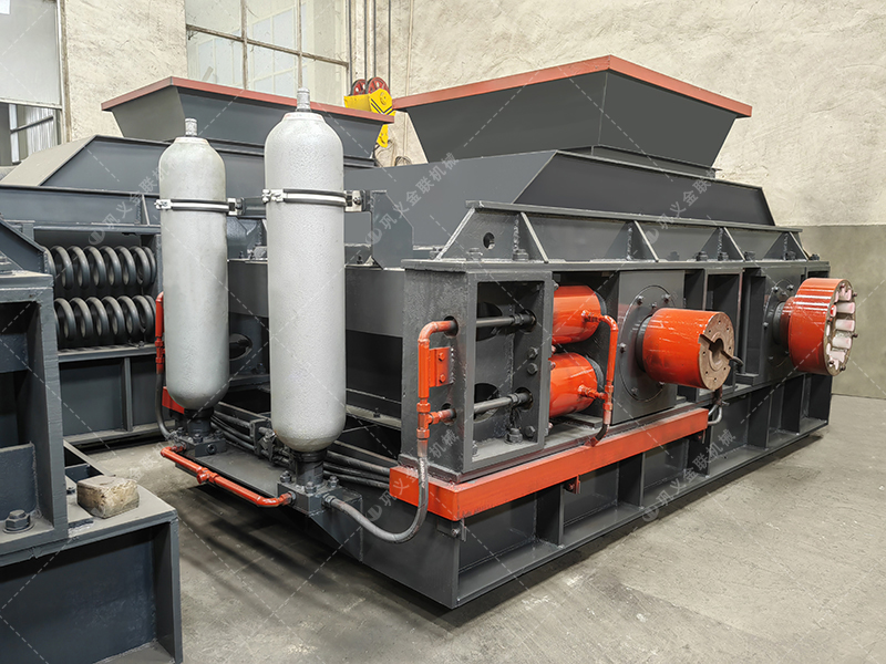 全自動(dòng)頁(yè)巖對(duì)輥制砂機(jī)的優(yōu)勢(shì)有哪些？