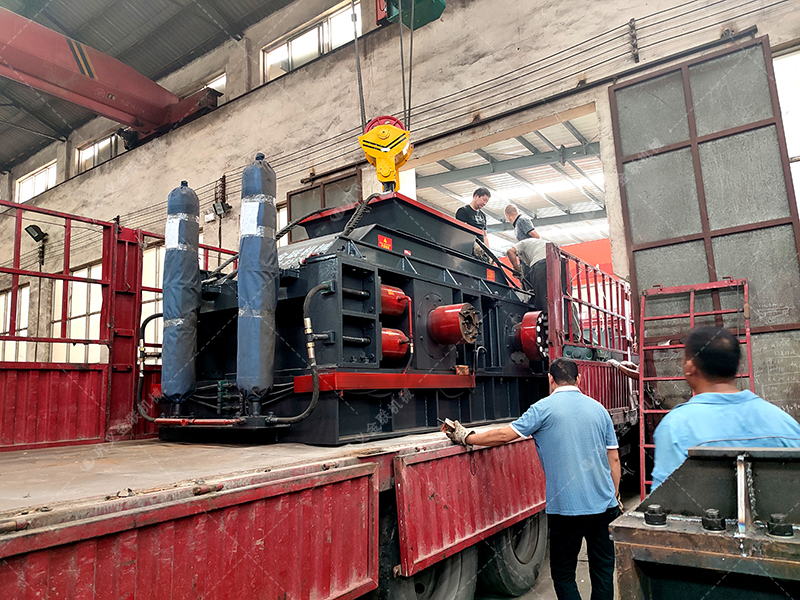 山石液壓對輥破碎機(jī)在降低能耗方面的改進(jìn)措施